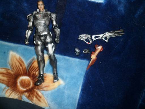 Mass Effect 3 - Play Arts Kai: Commander Shepard - обзор